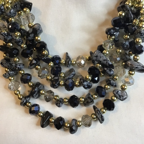 Blue and crystal stone necklace great for casual outfit or dressy occasion - Picture 2 of 3